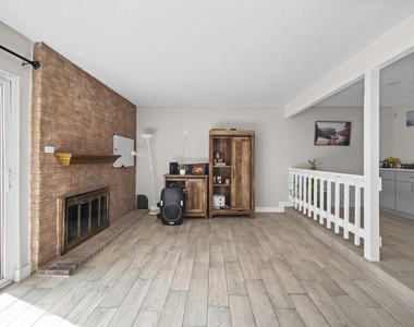 6171 Dryad Drive - Photo Thumbnail 11