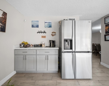 6171 Dryad Drive - Photo Thumbnail 8