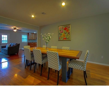 5711 Capello Drive - Photo Thumbnail 4