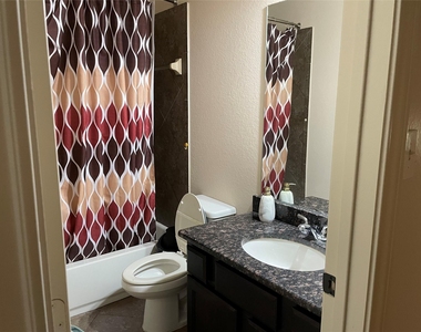 2801 Field Hollow Drive - Photo Thumbnail 25
