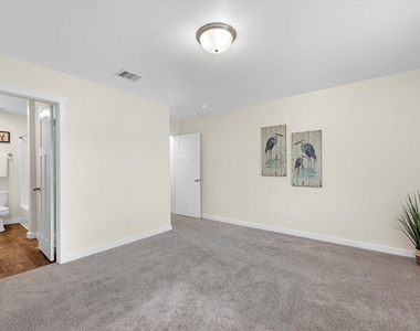 21155 Gosling Road - Photo Thumbnail 11