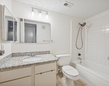 2120 El Paseo Street - Photo Thumbnail 8