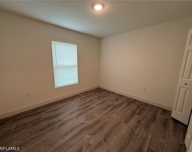 3242 Cordova Terrace - Photo Thumbnail 8