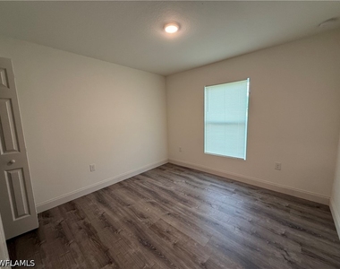 3242 Cordova Terrace - Photo Thumbnail 10