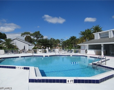 6238 Timberwood Circle - Photo Thumbnail 4