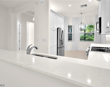 16312 Molise Place - Photo Thumbnail 12