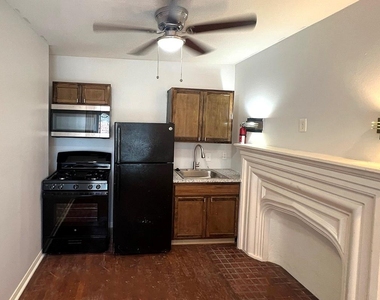 2616 Rosedale Street - Photo Thumbnail 3
