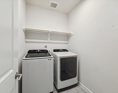 9219 Edgeberry Drive - Photo Thumbnail 17