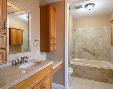 20339 Fieldtree Drive - Photo Thumbnail 11