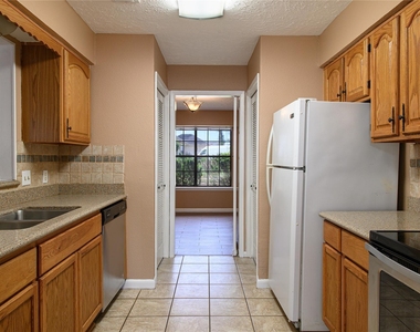 20339 Fieldtree Drive - Photo Thumbnail 8