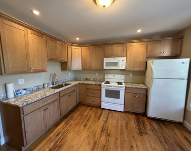 313 Jewett - Photo Thumbnail 1