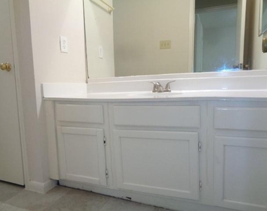 1374 Gentle Bend Drive - Photo Thumbnail 19