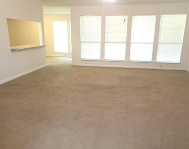 1374 Gentle Bend Drive - Photo Thumbnail 4