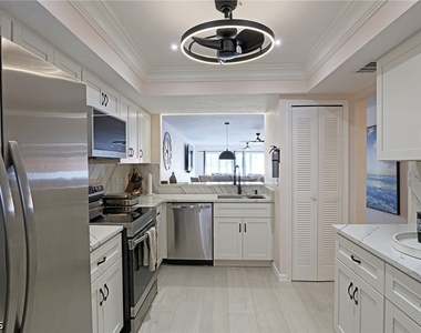11921 Seabreeze Cove Lane - Photo Thumbnail 1