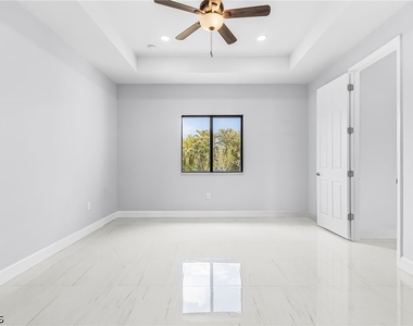 2427 Tropicana Parkway W - Photo Thumbnail 11