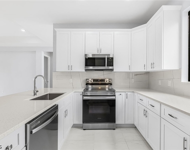 2427 Tropicana Parkway W - Photo Thumbnail 5