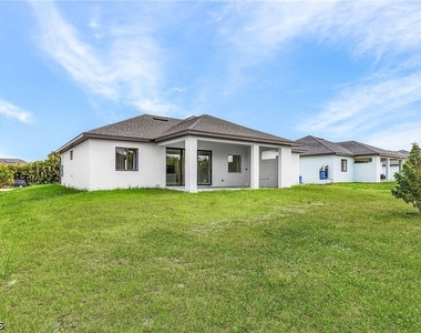 2427 Tropicana Parkway W - Photo Thumbnail 19