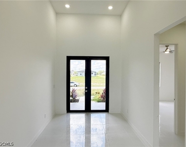 4229 Nw 32nd Street - Photo Thumbnail 3