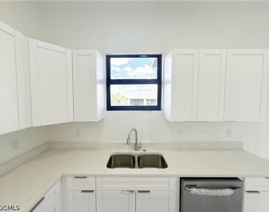 4229 Nw 32nd Street - Photo Thumbnail 6