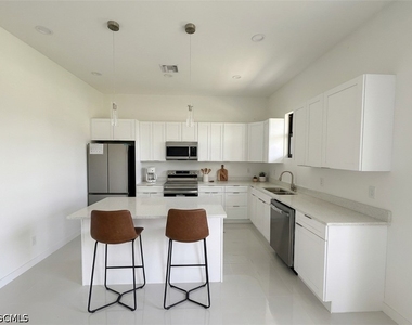 4229 Nw 32nd Street - Photo Thumbnail 13