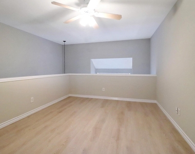 5929 Queensloch Drive - Photo Thumbnail 7
