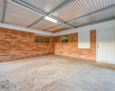 722 Venice Street - Photo Thumbnail 25
