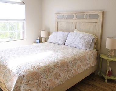 15590 Ocean Walk Circle - Photo Thumbnail 12