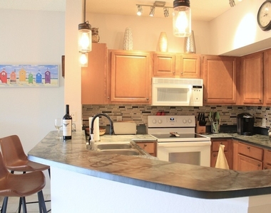 15590 Ocean Walk Circle - Photo Thumbnail 3