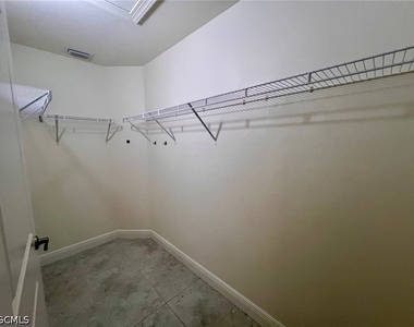 3322 Sw 17th Place - Photo Thumbnail 14