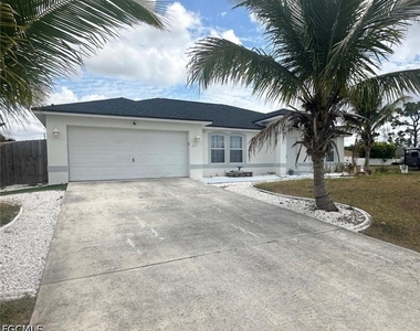 2115 Nw 19th Avenue - Photo Thumbnail 2