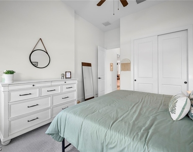 16152 Palmetto Street - Photo Thumbnail 17