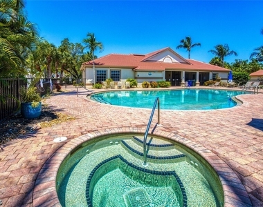 11001 Sea Tropic Lane - Photo Thumbnail 21