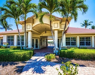 11001 Sea Tropic Lane - Photo Thumbnail 25