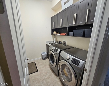 2323 Bainmar Drive - Photo Thumbnail 13