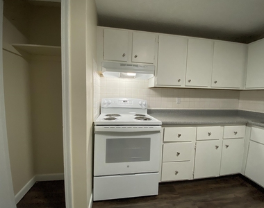 29 Capron - Photo Thumbnail 11