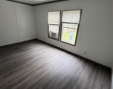 21430 Dunn - Photo Thumbnail 8