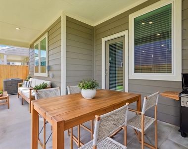 4215 Pine Springs Court - Photo Thumbnail 33