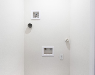 10930 Exeter Street - Photo Thumbnail 28