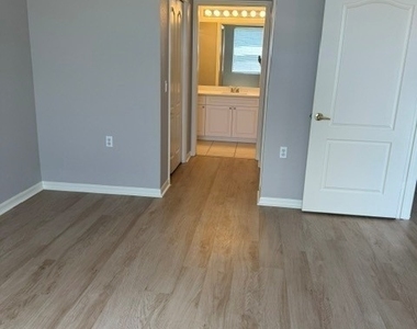 8570 Kingbird Loop - Photo Thumbnail 23