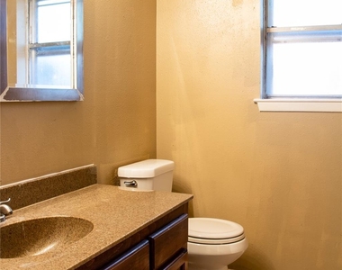 8215 Lone Bridge Lane - Photo Thumbnail 5