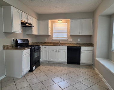 14210 Galvani Drive - Photo Thumbnail 5