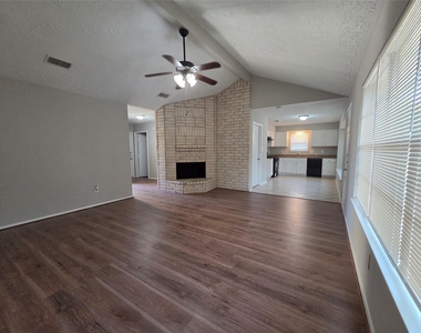 14210 Galvani Drive - Photo Thumbnail 3