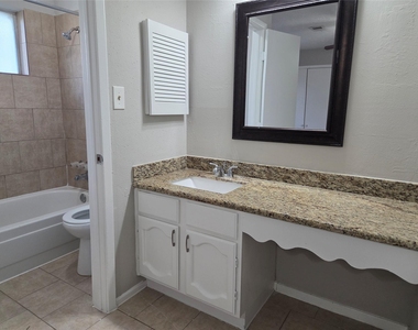 14210 Galvani Drive - Photo Thumbnail 9