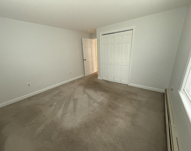 84 Warren - Photo Thumbnail 8