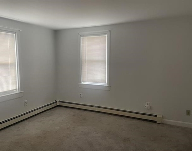 84 Warren - Photo Thumbnail 9