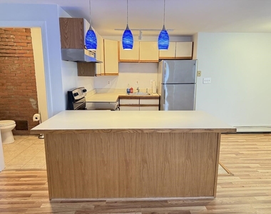 84 Warren - Photo Thumbnail 1