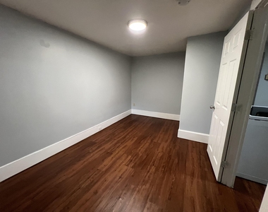 8 Acton - Photo Thumbnail 10