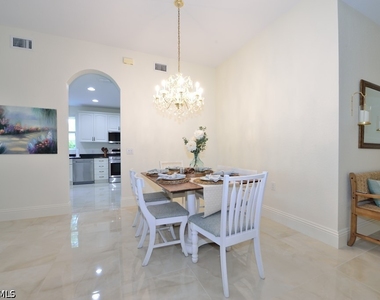 9097 Cherry Oaks Trail - Photo Thumbnail 10