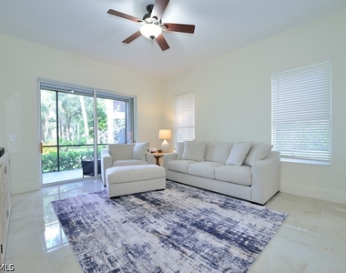 9097 Cherry Oaks Trail - Photo Thumbnail 3