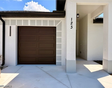123 Jenna Avenue S - Photo Thumbnail 7